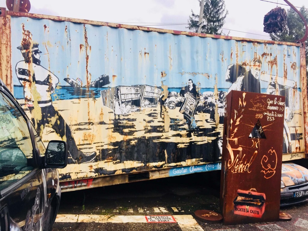 E2D985A3-4C9C-4A43-B9D4-E86F968BED7B